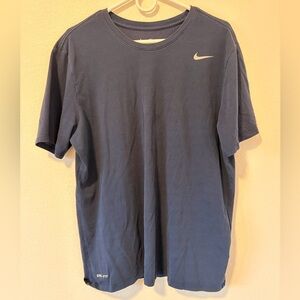 Nike Dri-FIT Men's Size XL Navy Short Sleeve Tee